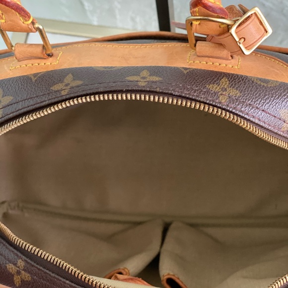 🚫SOLD🚫Authentic Louis Vuitton Deauville Bag - Picture 8 of 15